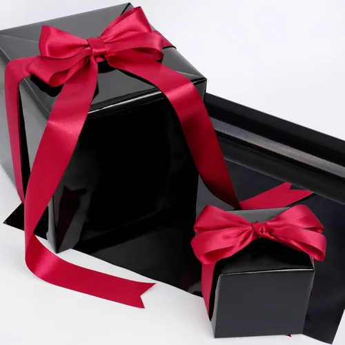 Vista 5 de LaRibbons - Papel de regalo metálico negro, 17 pulgadas x 33 pies, papel de regalo premium de lámina para Navidad, festividades, bodas, cumpleaños