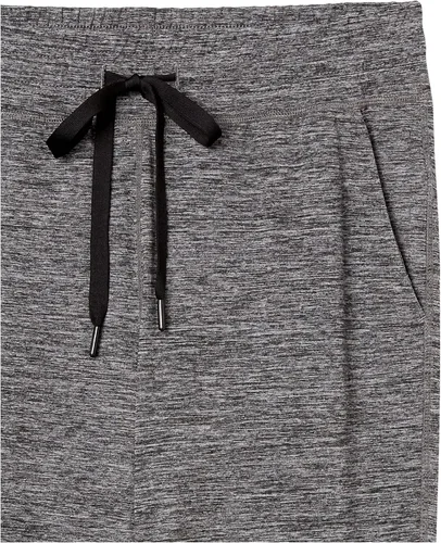 Vista 8 de Tienda Essentials Pantalón deportivo elástico Brushed Tech para mujer (disponible en tallas extragrandes)