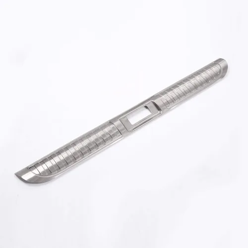 Vista 6 de YIWANG 304 - Protector de parachoques trasero de acero inoxidable para Land Rover Range Rover Sport 2014-2020, Plateado