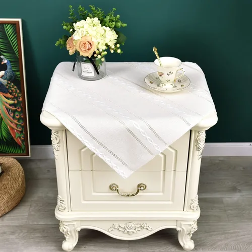 Vista 24 de NEWISHER Mantel cuadrado pequeño bordado rústico de 20 x 20 pulgadas, mantel de tela jacquard a rayas lavable para mesa de comedor para mesita