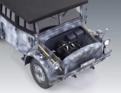 Vista 4 de ICM Modelos Horch 108 Tipo 40 Modelo de Personal Alemán de la Segunda Guerra Mundial (escala 1/35)