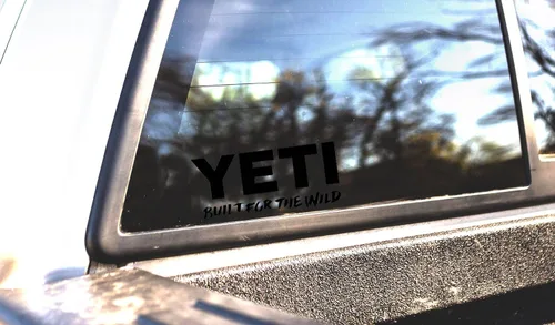 Vista 2 de YETI Adhesivo para ventana construido para The Wild