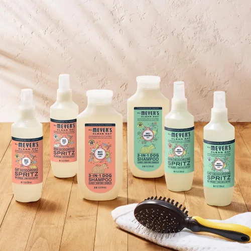 Vista 7 de MRS. MEYER'S Clean Day - Spray desodorizante para gatos, aroma dulce de manzanilla, 8 onzas