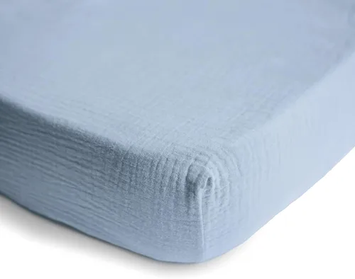 Vista 2 de mushie Sábana Bajera de Muselina Extra Suave para Cuna MINI 24" x 38" (Azul Bebé)
