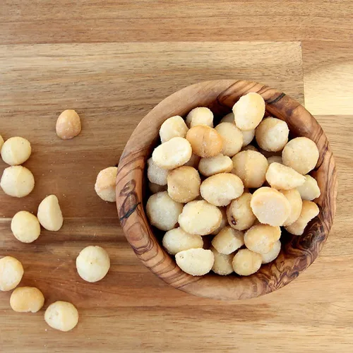 Vista 7 de Nueces de macadamia Nueces de macadamia tostadas secas de MacFarms 24 onzas (1 paquete) - Nueces tostadas premium con sal marina fresca de Hawaii