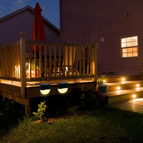 Vista 2 de OSALADI 4 Pcs Black Solar Fence Lights Outdoor Wall Lamps Energy-Saving LED for Garden Patio Deck Step Lighting