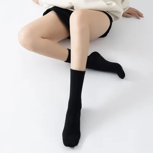 Vista 5 de Calcetines de yoga y pilates con empuñaduras para mujer, antideslizantes, coloridos, teñido anudado, acolchados, calcetines para bailar en barra
