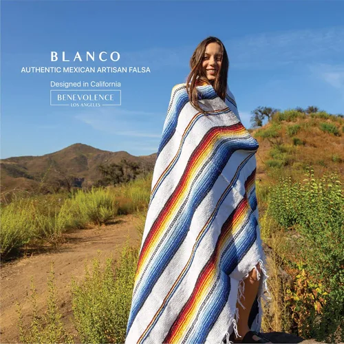 Vista 2 de Manta mexicana premium auténtica manta tejida a mano, manta de yoga, hecha por artesanos mexicanos tradicionales. La manta es perfecta