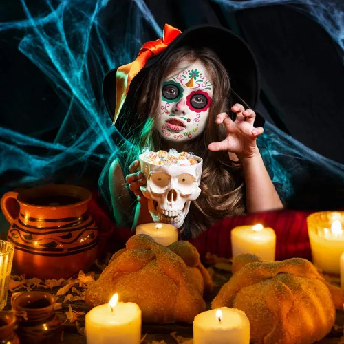 Vista 2 de Tatuajes faciales del Día de los Muertos, paquete de 10 tatuajes faciales temporales de Halloween, tatuaje facial de calavera de azúcar para adultos