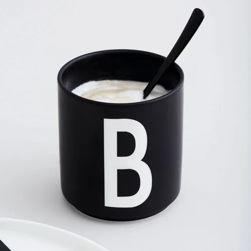 Vista 3 de Design Letters Taza de café con inicial A-Z Taza de café de Navidad con monograma para hombres, mujeres, tazas de porcelana de 11 onzas, taza