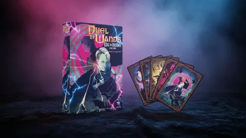 Vista 4 de Renegade Game Studios Duel of Wands: Kids on Brooms - Juego de cartas para 2 jugadores a partir de 10 años, tiempo de juego de 30 a 45 minutos