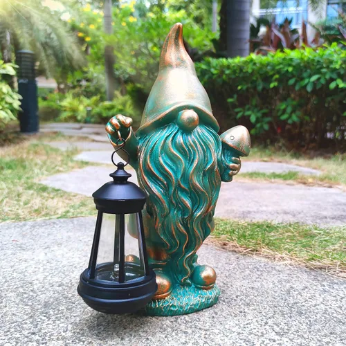 Vista 2 de JOYBEE Estatuas de Jardín Gnomos con Linterna Solar Decoración Exterior - Gnomos Figuras Solares Luces Decoraciones para Patio Jardín Césped