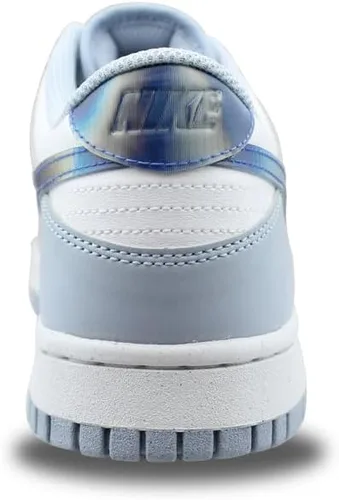 Vista 89 de Nike Kid's Dunk Low Sneaker