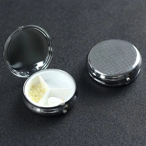 Vista 5 de Yellow Rose Print Round Pill Box 3 Compartment Medicine Pill Case Portable Pill Container for Daily Medicine Supplement Vitamin