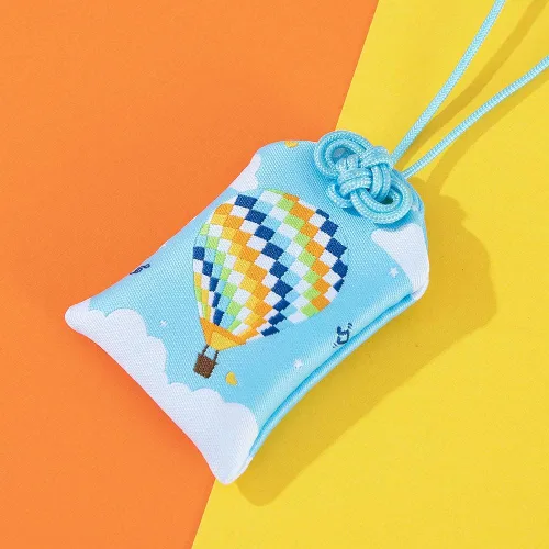 Vista 6 de YIMIDA KPOP Bangtan Boys Charm japonés Omamori Good Luck LoveHealthStudySuccessSachet Lucky Amulet Charms Colgante Llavero para fanáticos