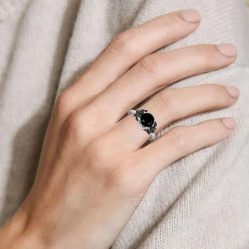 Vista 7 de Jeulia Anillo de plata de corte redondo anillo gótico de plata de ley Hug Me araña negra, anillo de moda para aniversario, compromiso, boda