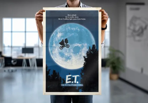 Vista 7 de E.T. The Extraterrestre - Póster de película (estilo regular, bicicleta y luna) (tamaño: 24 x 36 pulgadas) (póster laminado)