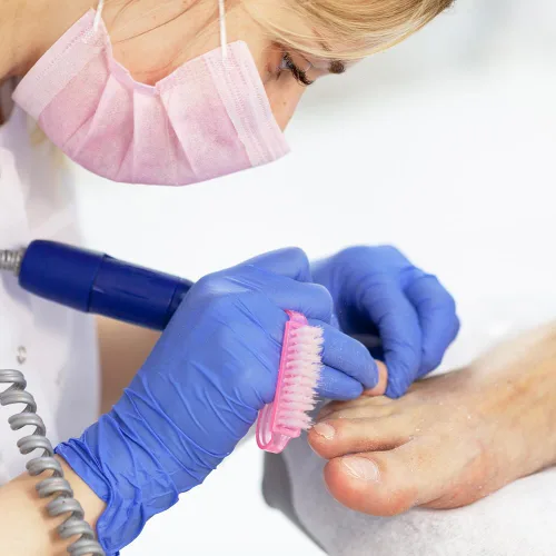 Vista 4 de 24 cepillos de uñas con agarre de mango, cepillo de uñas de varios colores, cepillos de limpieza para uñas de dedos de los pies, cepillos