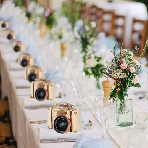 Vista 6 de 50 piezas de brújula colgante de boda para invitados, brújula regalo de recuerdo con etiquetas de papel kraft y caja para viajes, bodas, fiestas