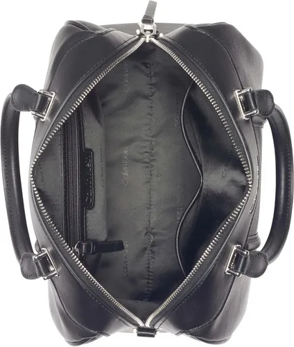 Vista 8 de Calvin Klein Blake Satchel
