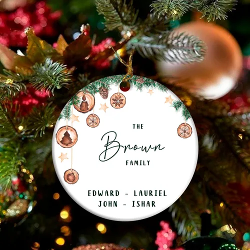 Vista 4 de Adorno de círculo de Navidad personalizado para la familia, adorno personalizado con nombre de familia para Navidad, adorno personalizado
