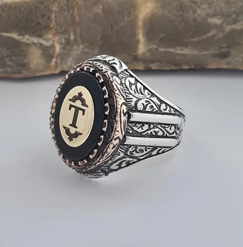 Vista 2 de Custom Personalized Letter Ring, Beautiful Handcrafted Personalized 925K Solid Sterling Silver Onyx Stone Men's Ring RP77