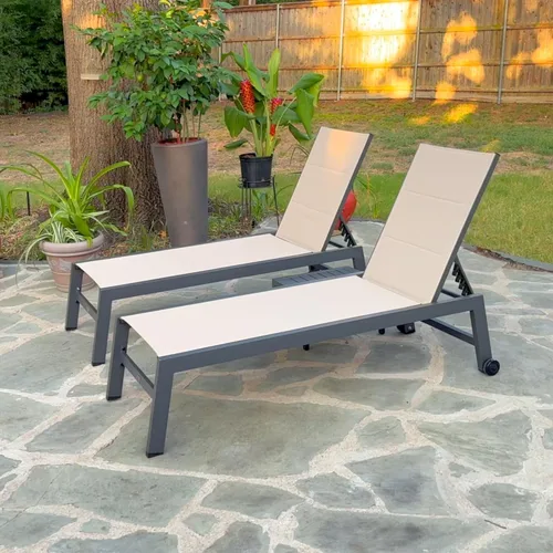 Vista 41 de PURPLE LEAF Juego de 2 tumbonas de aluminio para patio al aire libre con ruedas y mesa auxiliar, tumbona de piscina para jardín al aire libre, junto