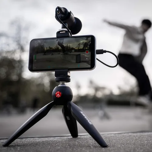 Vista 8 de Kit de video Shure MV88+ - Micrófono condensador estéreo digital para Apple y Android, con trípode Manfrotto PIXI, pinza para teléfono, montaje