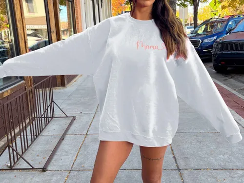 Vista 5 de LUKYCILD Sudadera de gran tamaño con cuello redondo para mamá y mamá, sudadera de manga larga para mujer