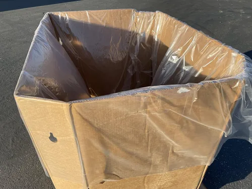Vista 6 de Sandbaggy Gaylord & Bolsas para contenedores Fabricado en Estados Unidos Los forros se adaptan a cajas de hasta 55 x 55 x 75 pulgadas