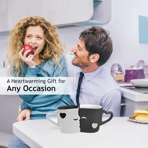 Vista 2 de MIAMIO - Juego de tazas de café/taza de besos para parejas de novia, de cerámica, con caja de regalo para bodas/cumpleaños/aniversario (negro)