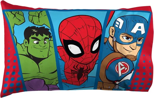 Vista 5 de Jay Franco Paquete de 3 piezas de almohada Hulk Buddy para niños pequeños, incluye almohada y fundas de almohada