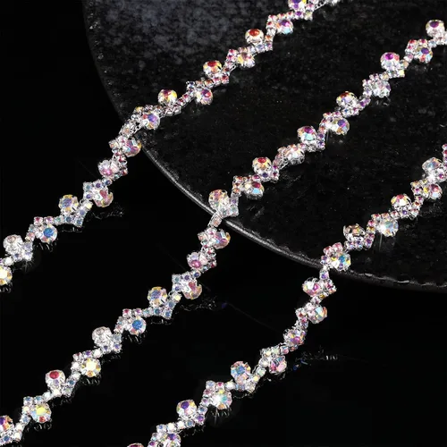 Vista 2 de Kigeli Bling Adorno de Diamantes de Imitación con Cadena de Cristal, Adorno de Diamantes de Imitación para Costura, Adornos para Vestidos DIY, Ropa