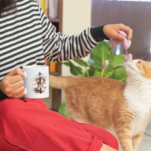 Vista 3 de Taza personalizada para músico 2023, taza de violín personalizada con nombre, violín y notas musicales, taza de cerámica de 11 oz y 15 onzas, taza