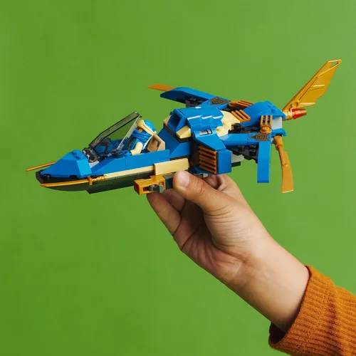 Vista 4 de LEGO NINJAGO Jay’s Lightning Jet EVO 71784, Avión de Juguete Actualizable, Set de Construcción de Avión Ninja, Idea de Regalo de Cumpleaños