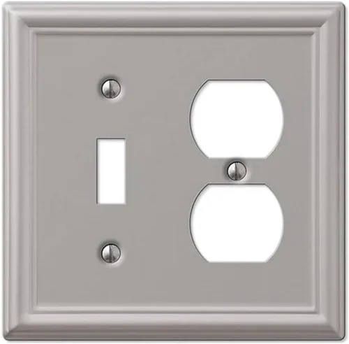 Vista 8 de Amerelle 149DDB - Placa de pared Chelsea, 1 Duplex, acero, bronce envejecido, 1 paquete