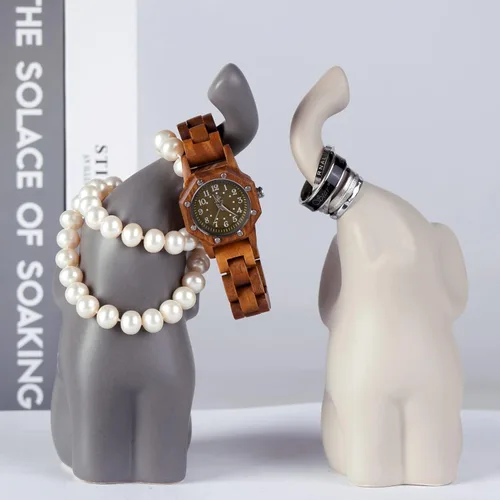 Vista 4 de OwMell Juego de 2 figuras de estatua de elefante amoroso, soporte de anillo de elefante de 6 pulgadas, regalos para parejas, decoración de la suerte