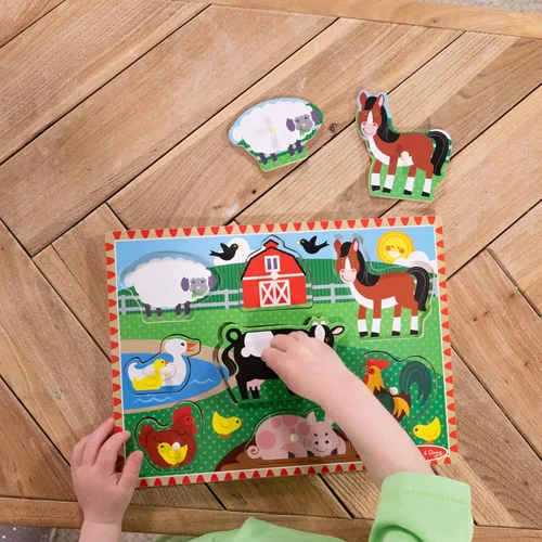 Vista 2 de Rompecabezas de madera con taquetes, motivo granja, Melissa & Doug (8 piezas)