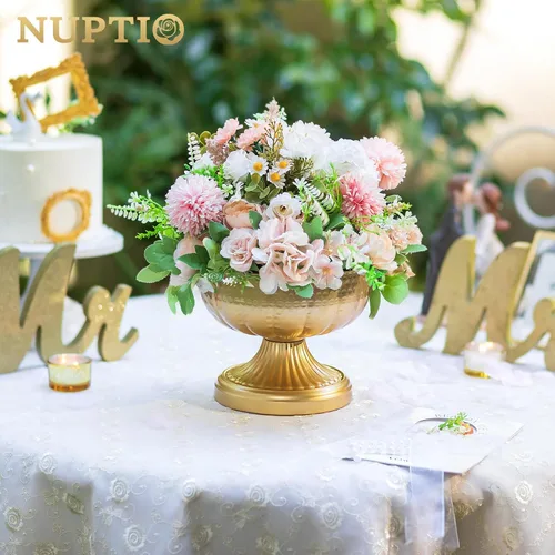 Vista 9 de NUPTIO Jarrones dorados para centros de mesa de boda: Jarrones de compota de latón martillado para arreglos de flores pequeñas - Tazón de pedestal