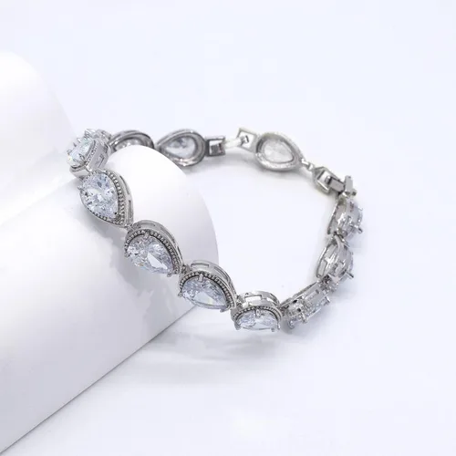 Vista 7 de UDYLGOON Juego de aretes colgantes de lágrima y pulsera de boda para novia, dama de honor, mujeres, regalos de fiesta de graduación