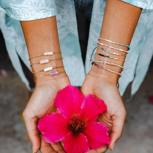 Vista 4 de Lotus and Luna Pulsera delicada de diosa hecha a mano, tamaño ajustable