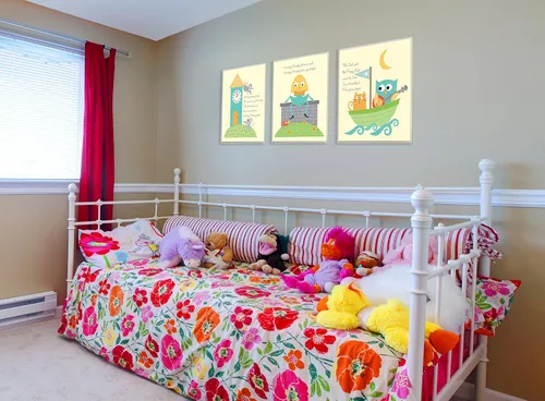 Vista 2 de The Kids Room by Stupell Classic Nursery Rhyme - Juego de 3 placas rectangulares de pared, 11 x 0.5 x 15, fabricado con orgullo en Estados Unidos