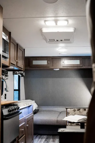 Vista 6 de Lumitronics Luces LED para interior de caravana, luz cálida suave y acogedora, lámpara de techo de cámper de 12 voltios para interior de caravana