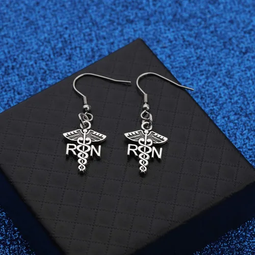 Vista 4 de WUSUANED Pendientes colgantes de gota para enfermera registrada RN Caduceus, joyería de enfermería, regalo de graduación para mujeres