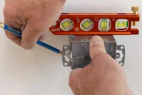 Vista 7 de Nivel magnético de la marca Swanson Tool de 6 pulgadas, muy resistente