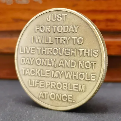 Vista 3 de Sunrise Serenity Lucky Coin One Day at A Time - Ficha de bolsillo, regalo para hombres o mujeres, medallón AA de sobriedad de recuperación
