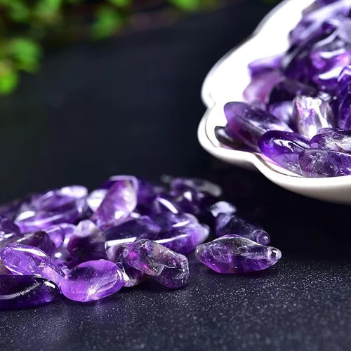 Vista 3 de Piedras trituradas de amatista, piedras trituradas de forma irregular para cristal curativo energético, regalos, reiki, decoración del hogar, buena