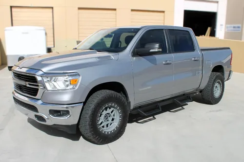 Vista 7 de Magnum RT Gen 2 Drop Steps - Estribos negros compatibles con Tacoma 2005-2023 doble cabina