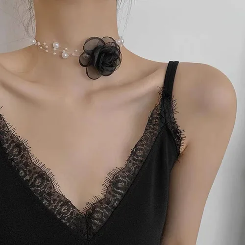 Vista 2 de Gargantilla de perlas de flor bohemia para gargantilla floral, collar de cadena con cuentas de perlas delicadas para mujer, collar de flores