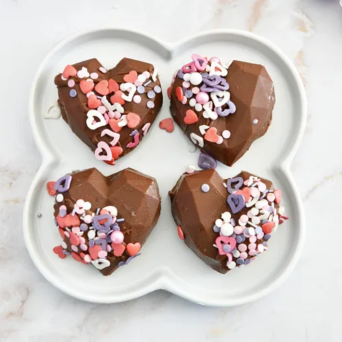 Vista 5 de Moldes de silicona con forma de corazón de diamante para hornear, 8 mini moldes de corazón rompibles para bombas de chocolate, mousse, pastel